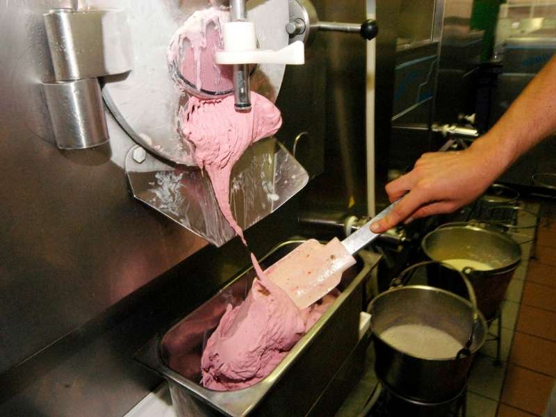 Mesin Es Krim Terbaik untuk Bisnis